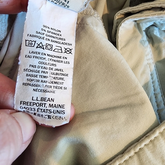 L.L. Bean Nylon Khaki Shorts Woman's 10 Zipper Cargo Pocket Stretch Waist EUC - Picture 11 of 11